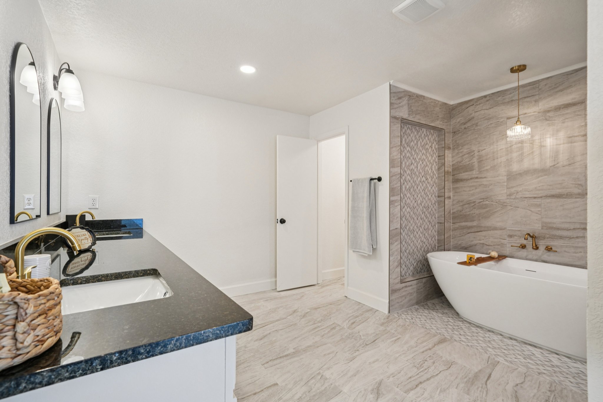 Sycamore Cv-S1002-022.jpg