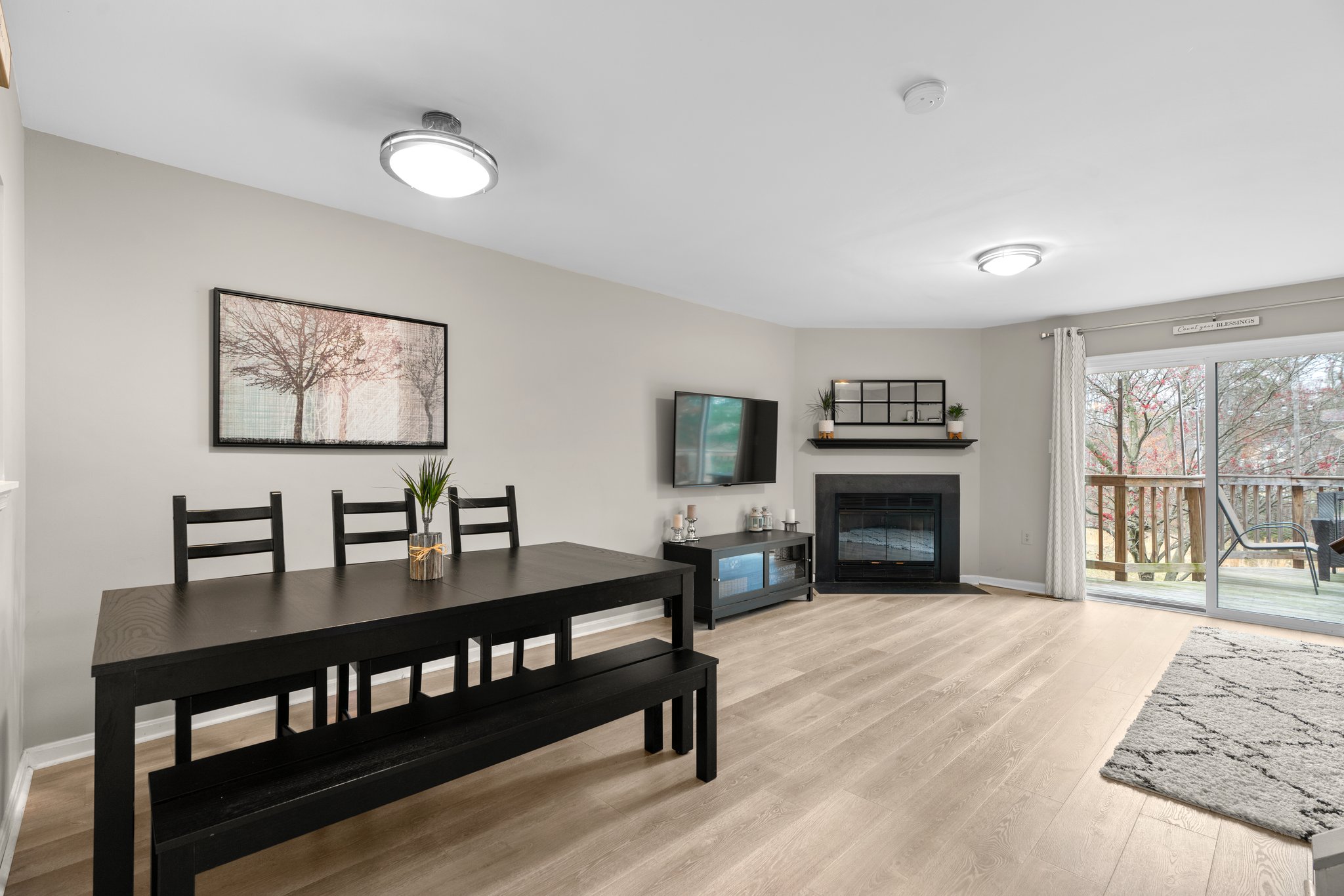 04. 9106 Tymat Ct.jpg