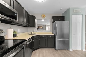 15. 9106 Tymat Ct.jpg