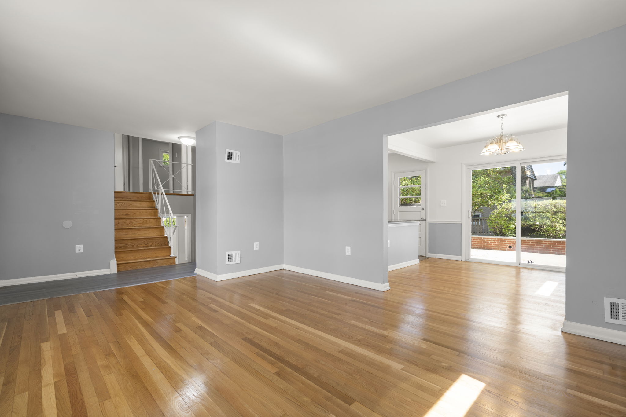 Foyer/Dining/Living Room