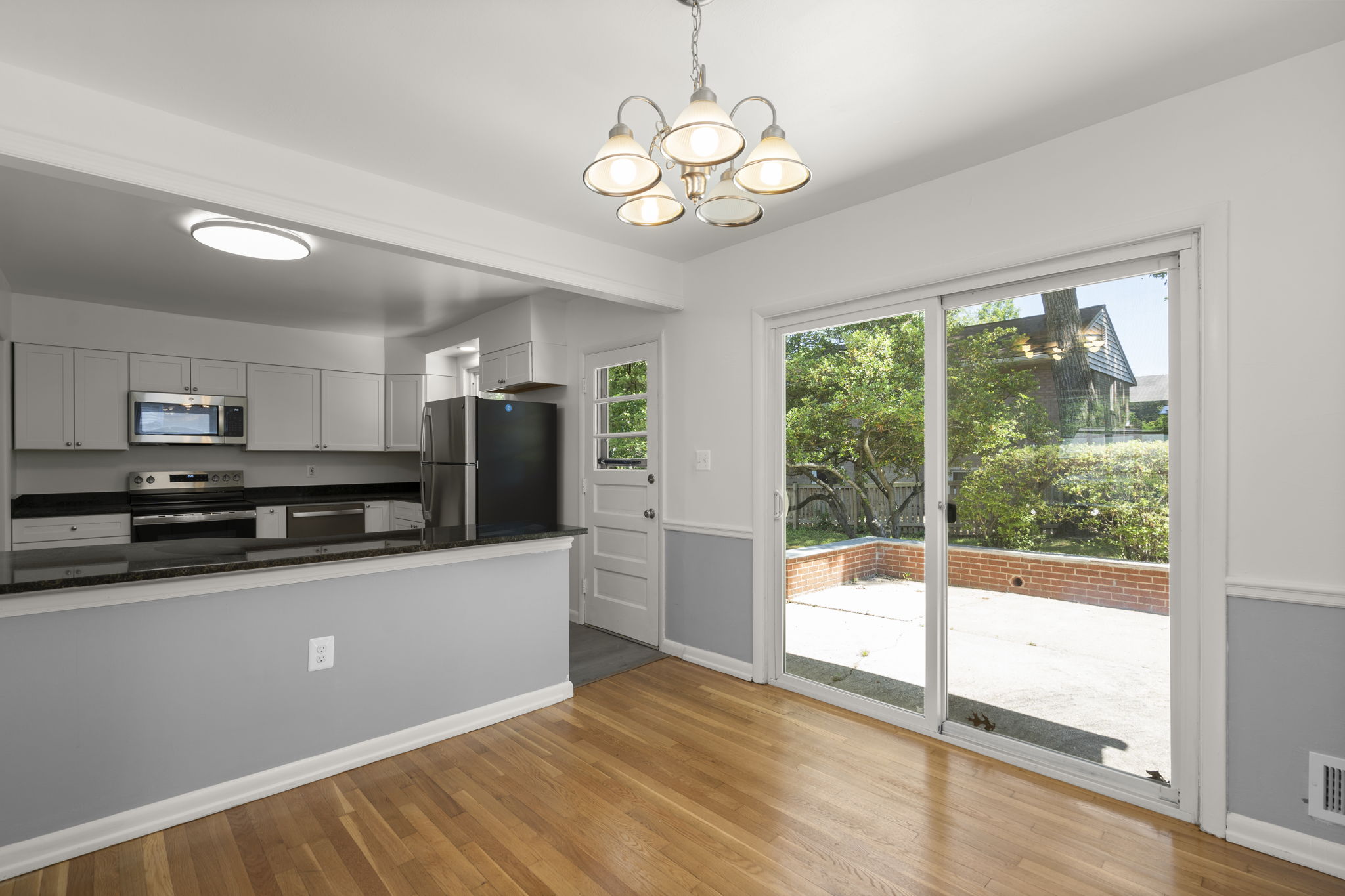 Dining Room/Kitchen