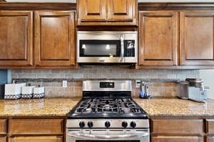 9109 Misty Ln_015.jpg