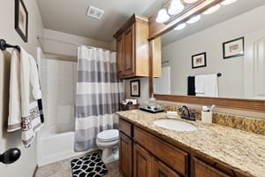 9109 Misty Ln_031.jpg