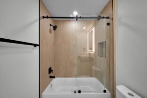 Photo 37
