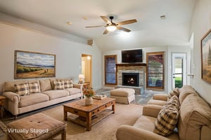 _DSC2001 virtually staged.jpeg