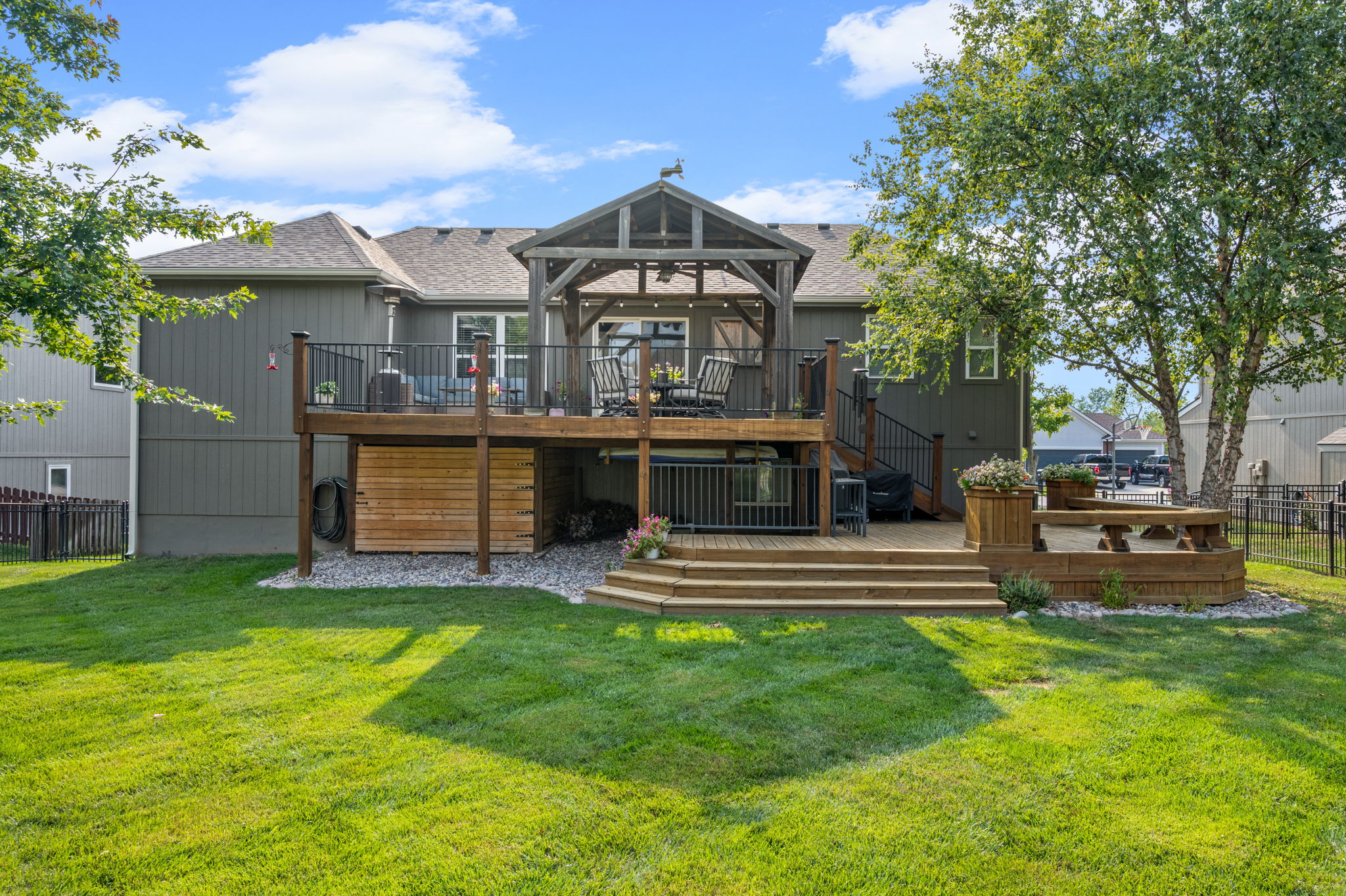  Photo 34