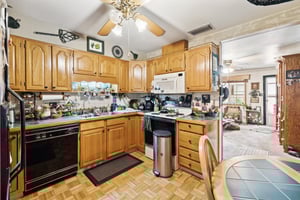 911 E Alice Ave - 010.jpg