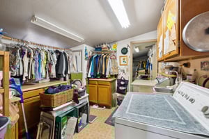 911 E Alice Ave - 026.jpg