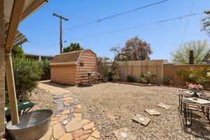 911 E Alice Ave - 031.jpg