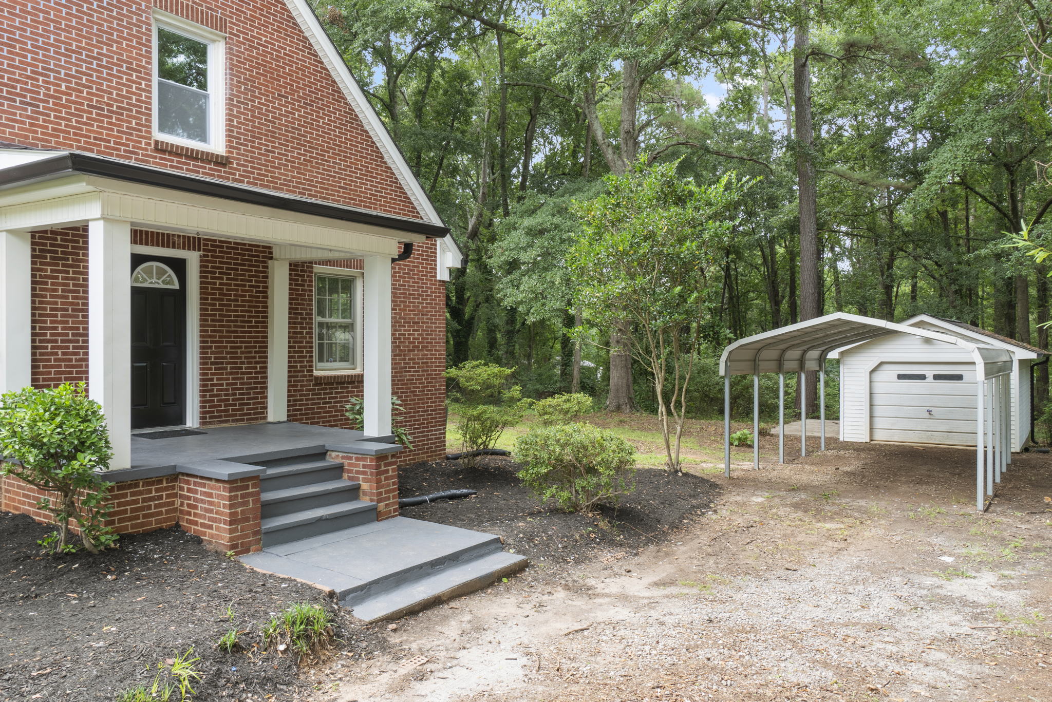 911 E Main St, Seneca, SC 29678, USA Photo 23