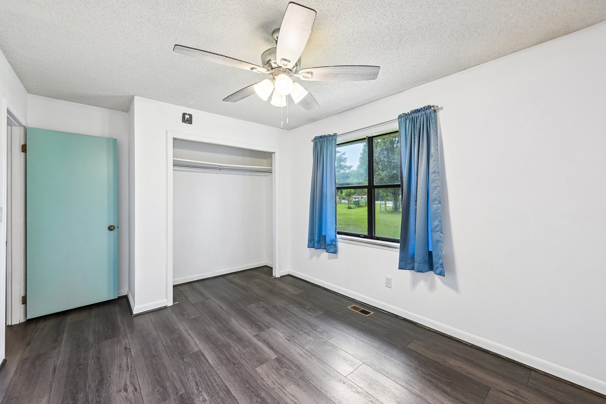 911 Grant Town Rd-S1908-015.jpg