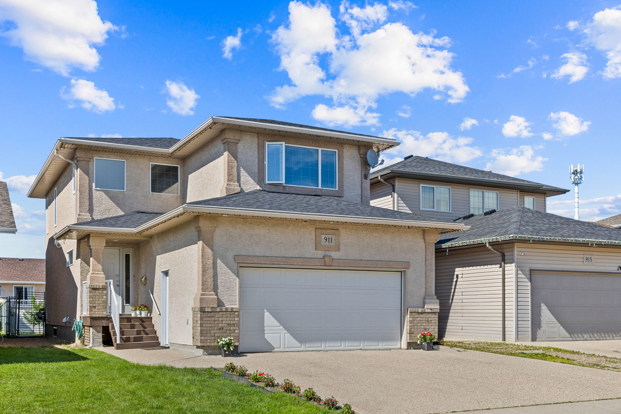 911 Gull Rd. - 02. Exterior Front