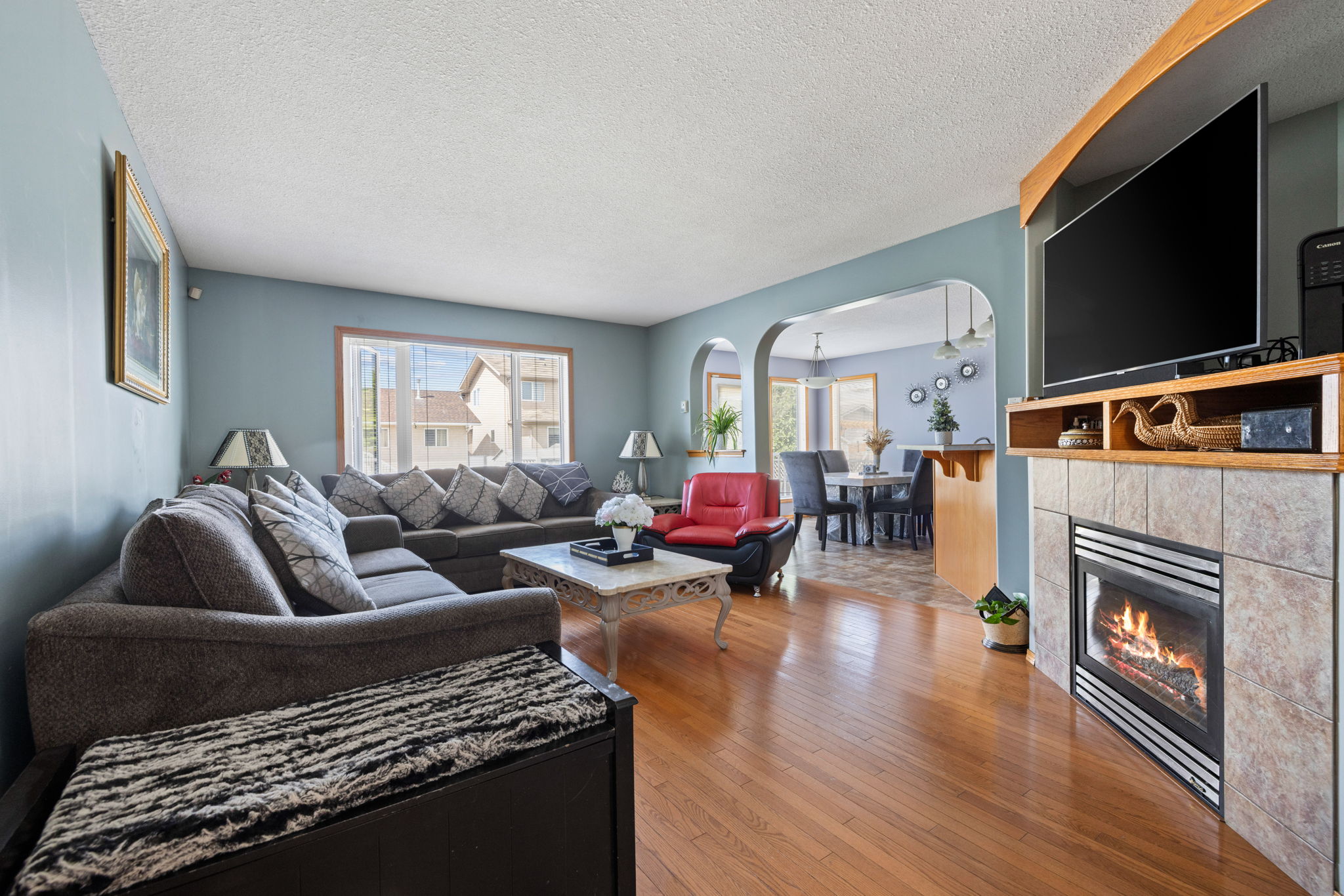 911 Gull Rd. - 05. Living Room