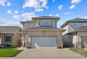 911 Gull Rd. - 01. Exterior Front
