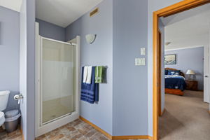 911 Gull Rd. - 25. Ensuite Bathroom