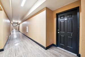 N Orange Ave 101-S2603-003.jpg