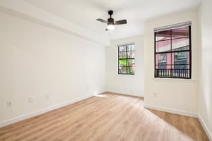 N Orange Ave 101-S2603-023.jpg