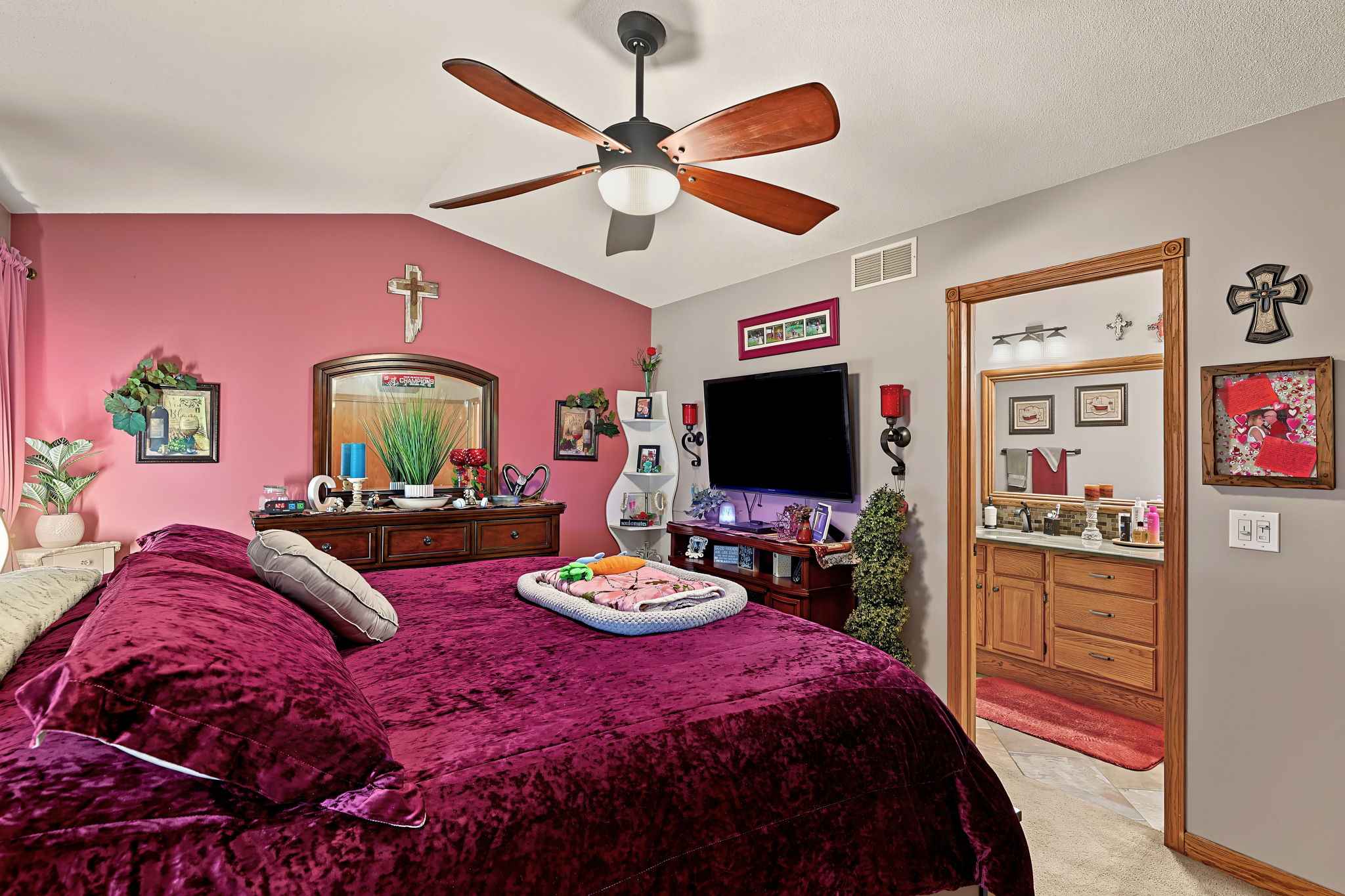  Photo 23