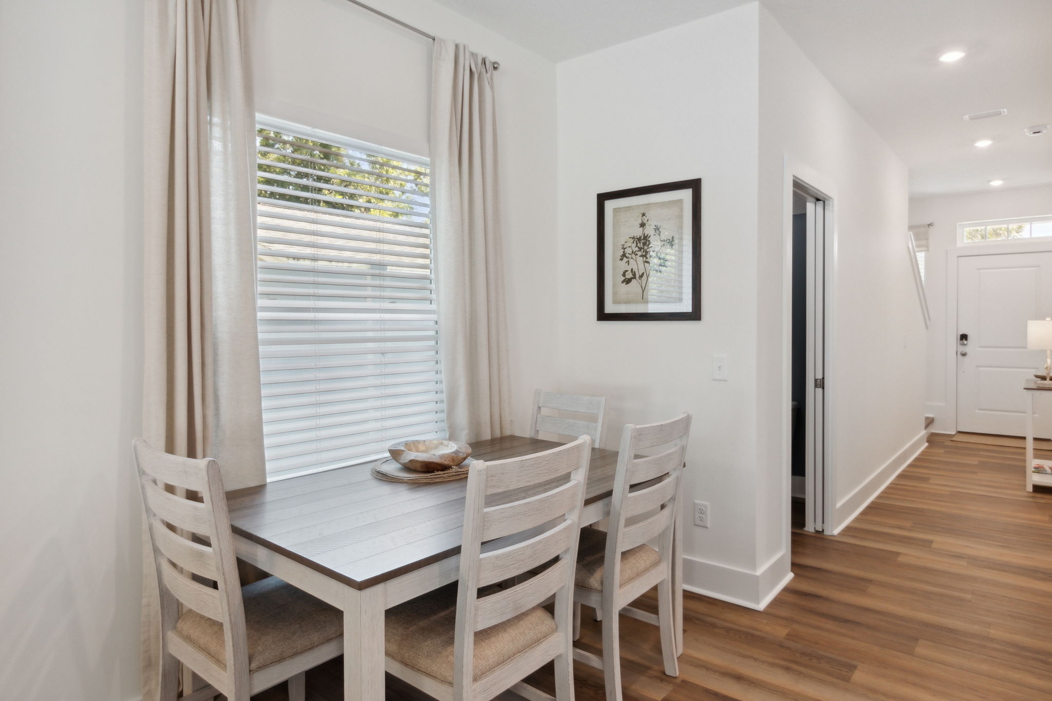Dining Room/Entry Hall