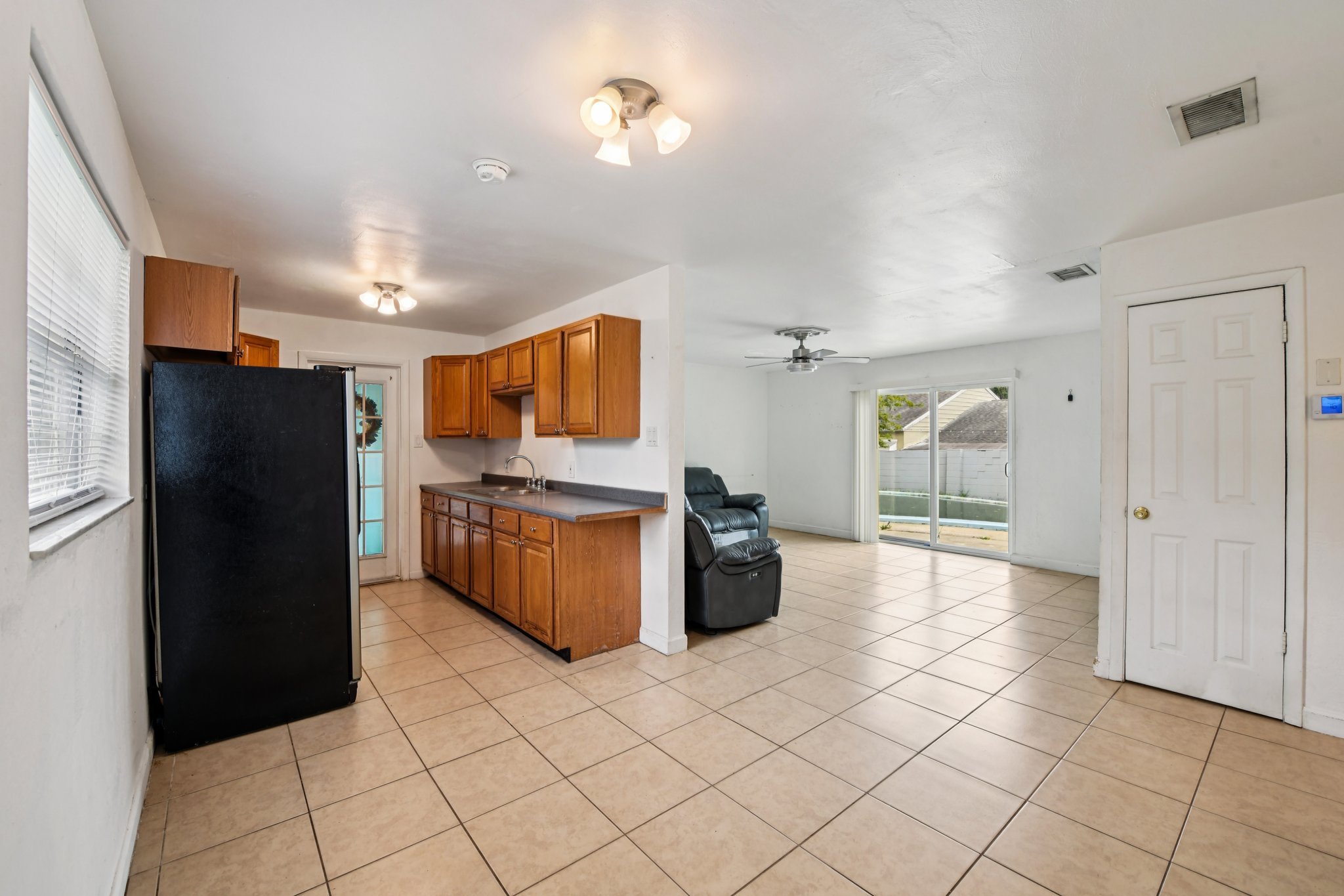 Shady Park Terrace-S1909-009.jpg