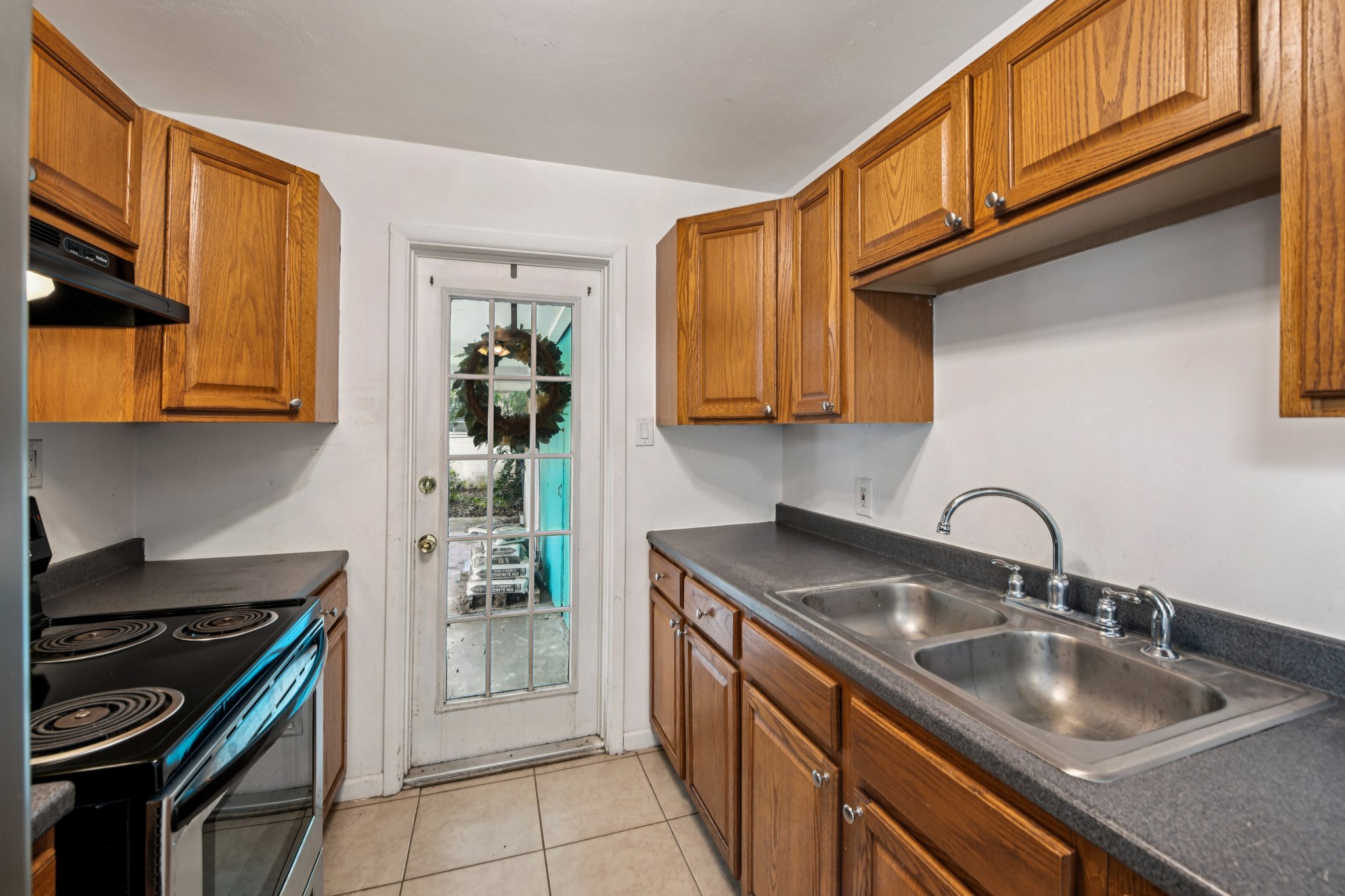 Shady Park Terrace-S1909-011.jpg