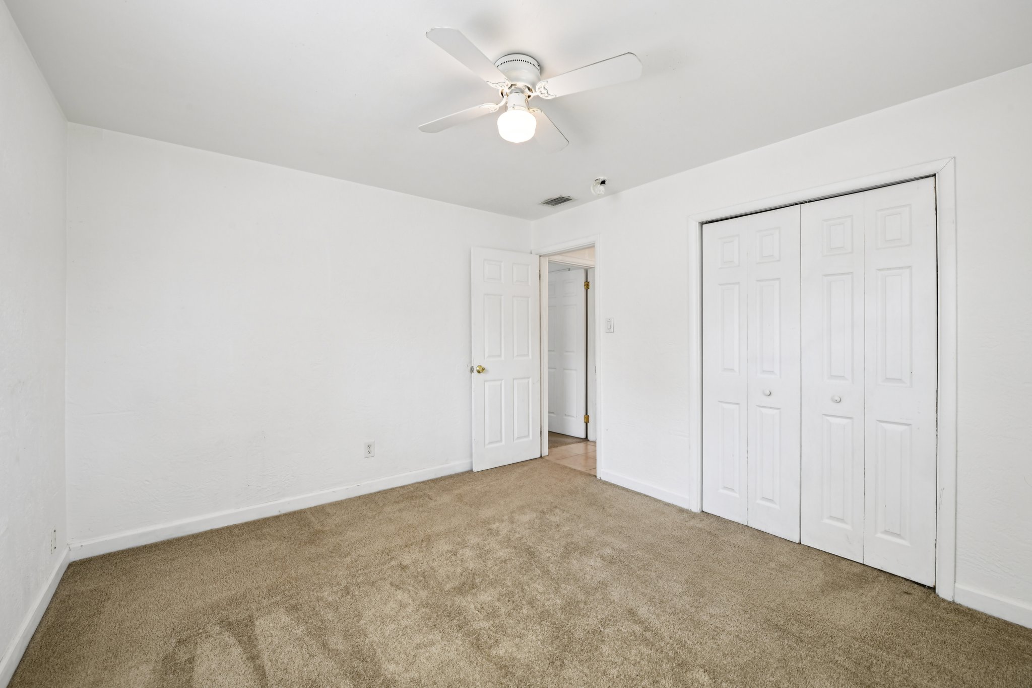 Shady Park Terrace-S1909-019.jpg