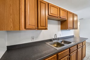 Shady Park Terrace-S1909-013.jpg