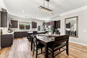 015_F8_911 Trinity Dr