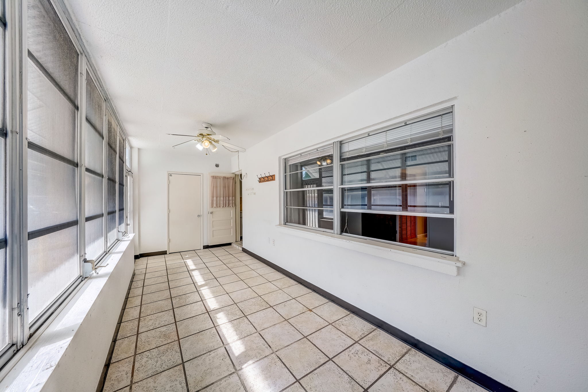 Washington Ave SW 104-026