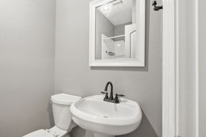 Photo 31
