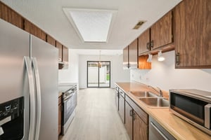 Cinnebar Dr-S0304-013.jpg