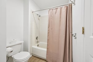 Cinnebar Dr-S0304-019.jpg