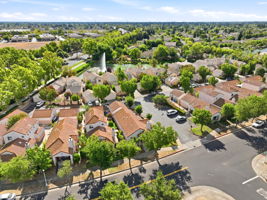 004_F8_AERIAL_9113 Haussman St