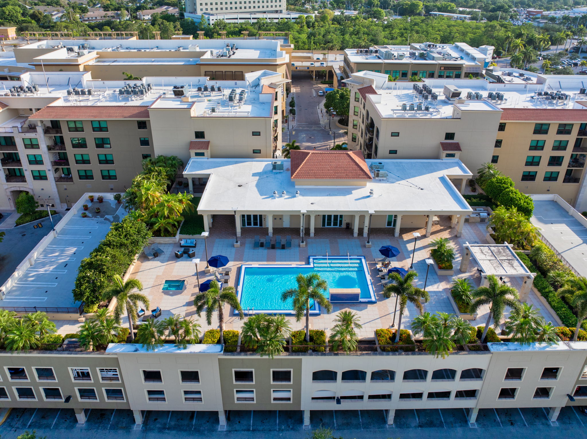 Mercato Pool Aerial