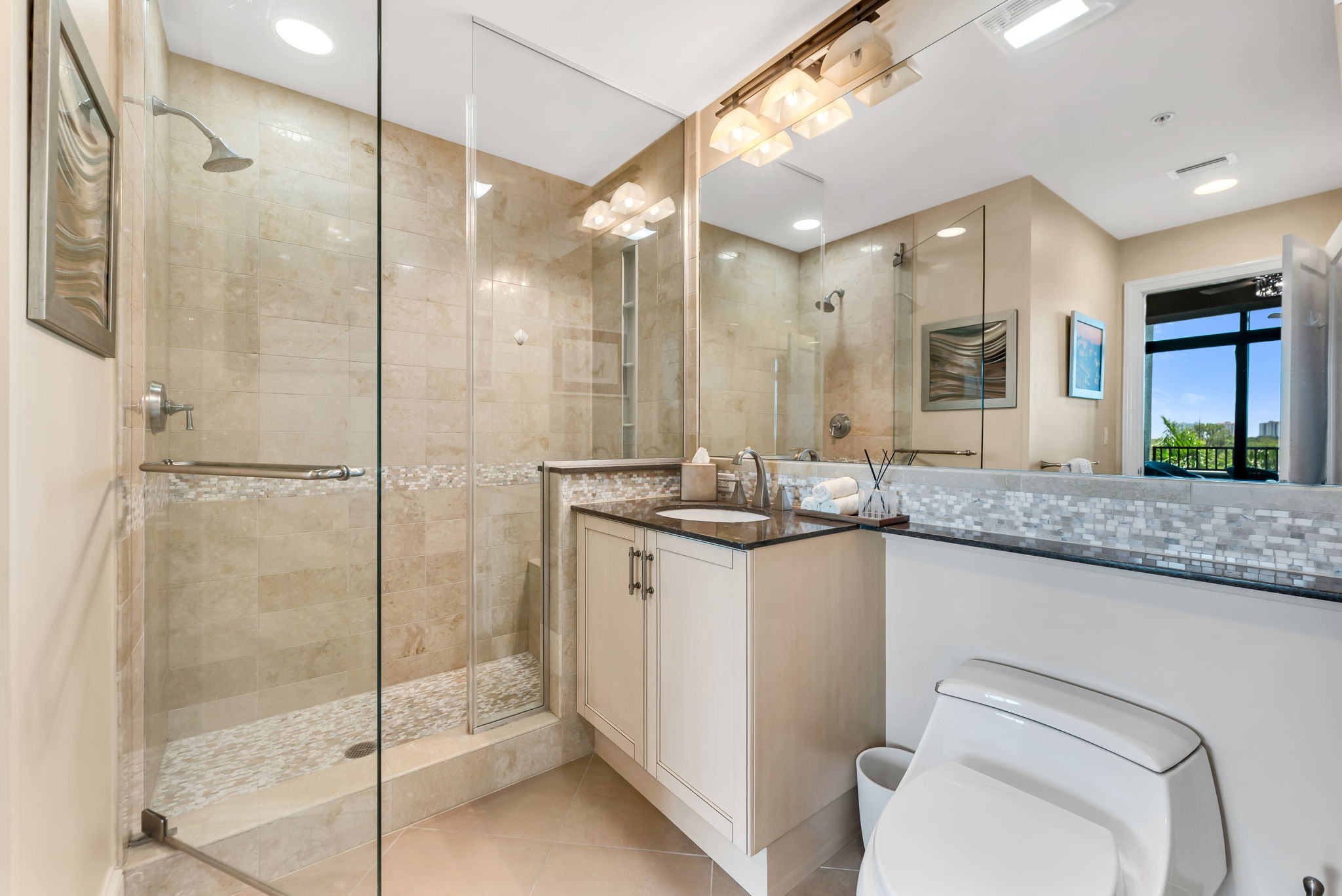 Guest Suite Bath