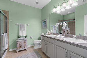  Photo 24