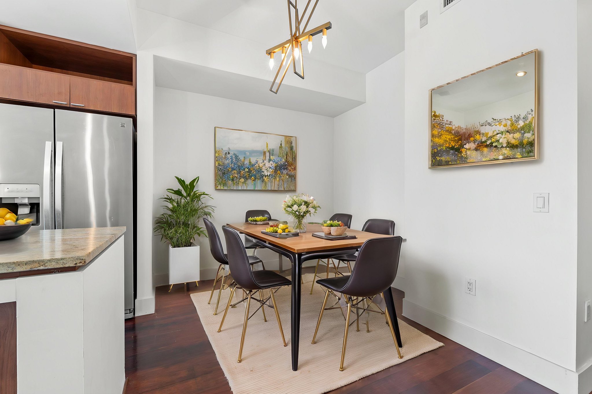 3Q4A4350 virtually staged.jpeg