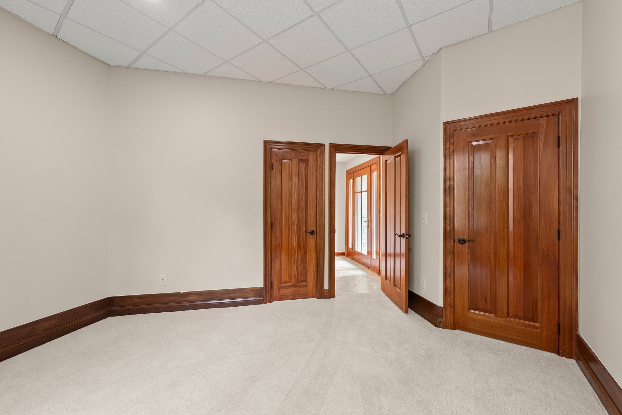 Lower Level - Bedroom