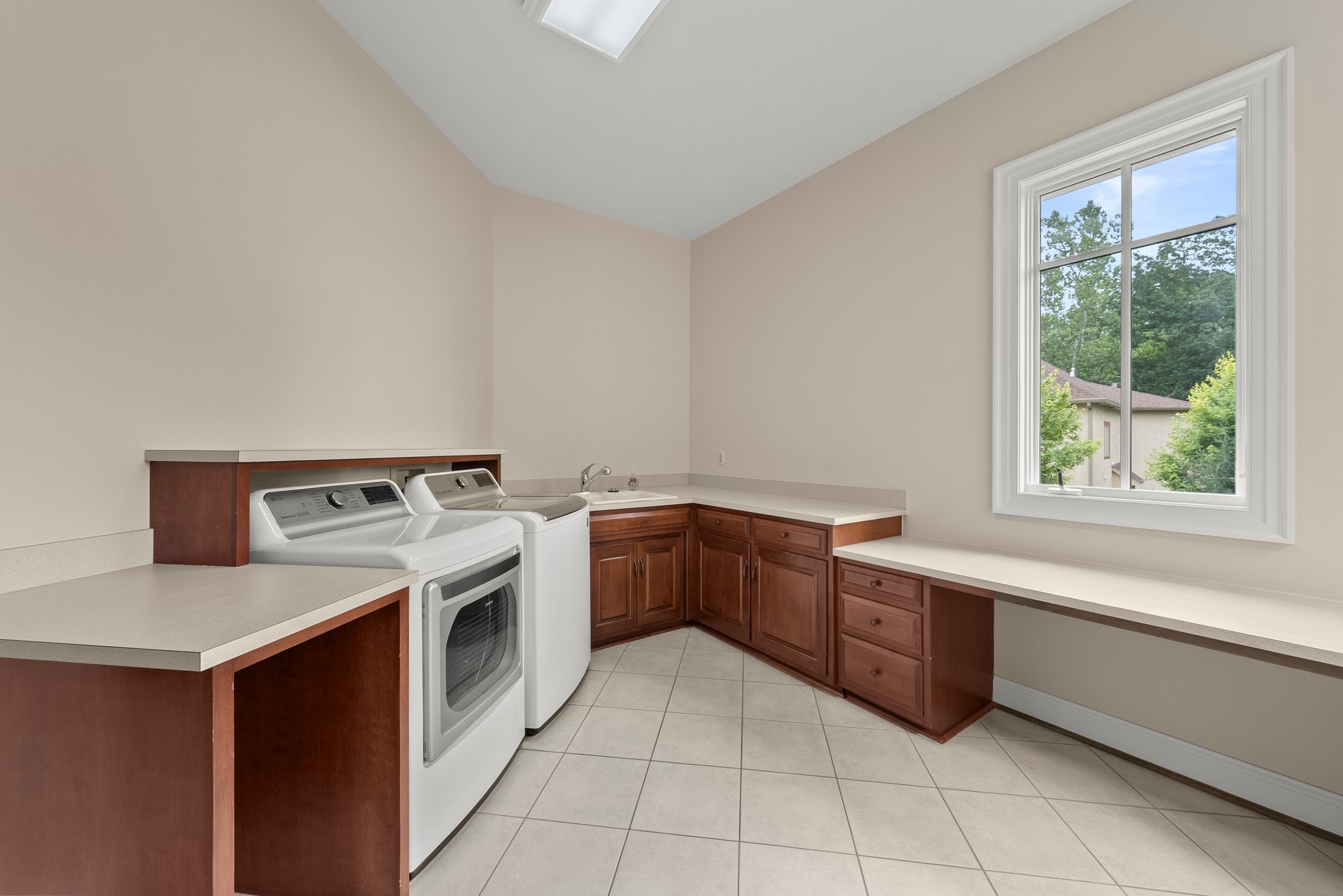 Laundry Rom