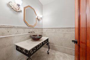 Lower Level - Powder Room