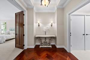 Primary Suite Foyer