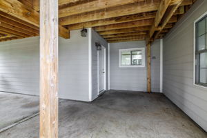  Photo 30