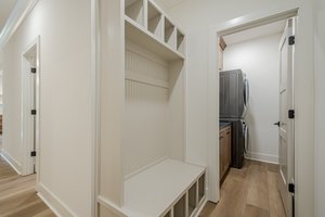  Photo 29