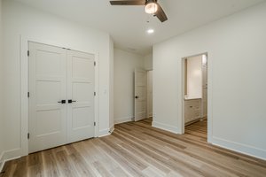  Photo 47
