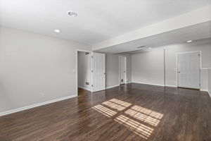  Photo 35