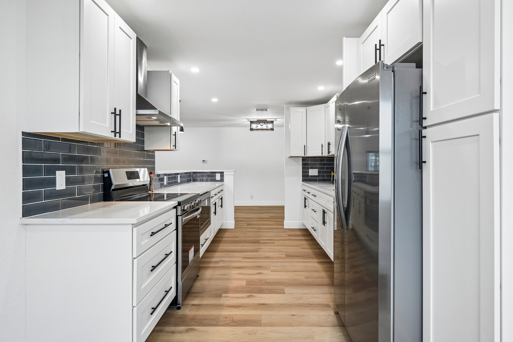 39th Ln-S0608-029.jpg