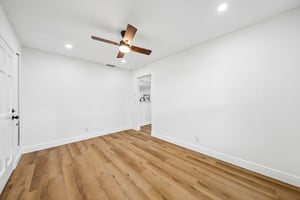 39th Ln-S0608-044.jpg