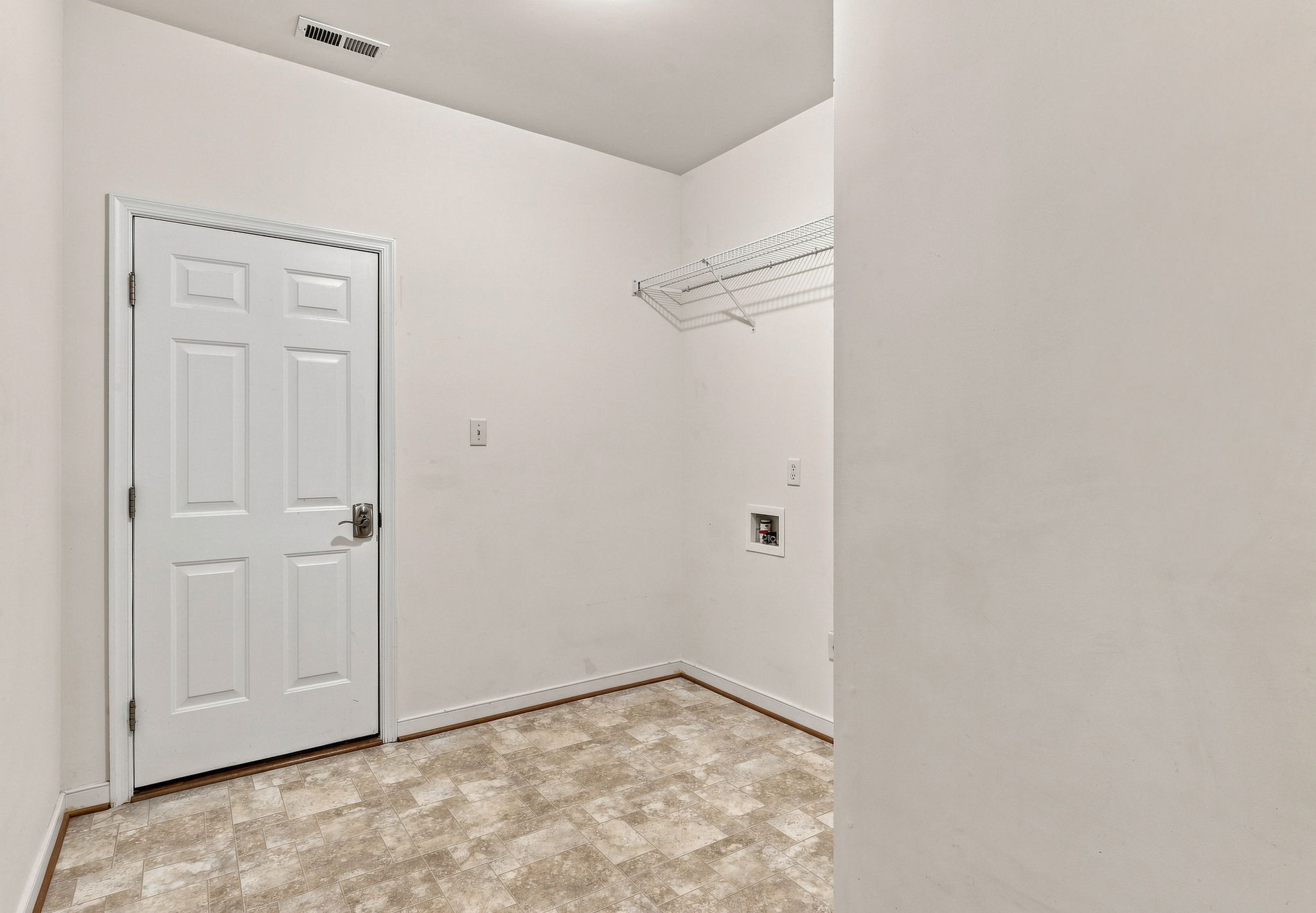 19-Laundry Room