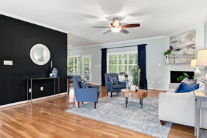 09-Family Room