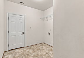 19-Laundry Room